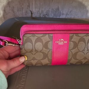 Coach double zipper wristlet